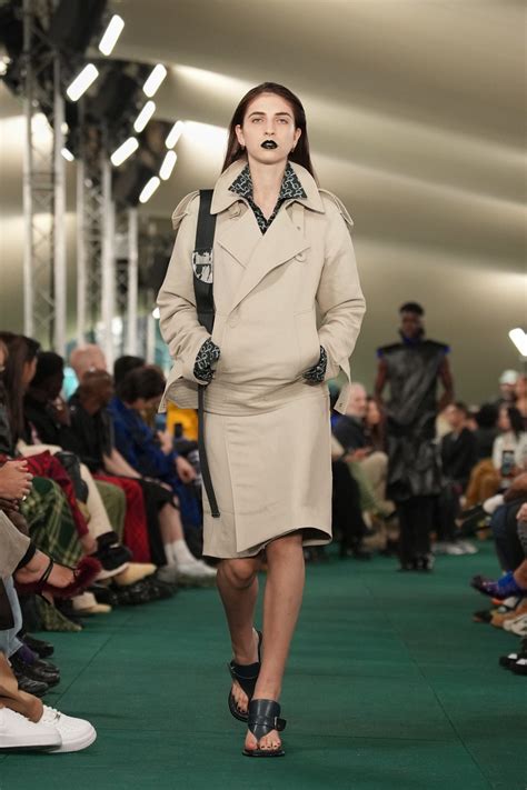 watch burberry fashion show online|burberry spring summer 2025.